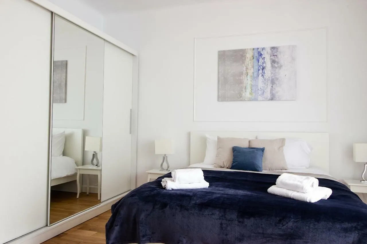 Old Town Krasinski Garden Warsaw Apartment
